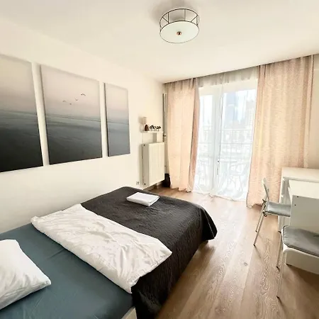 Ohmyhome-Zlota View Apartment Warszawa Eksteriør bilde