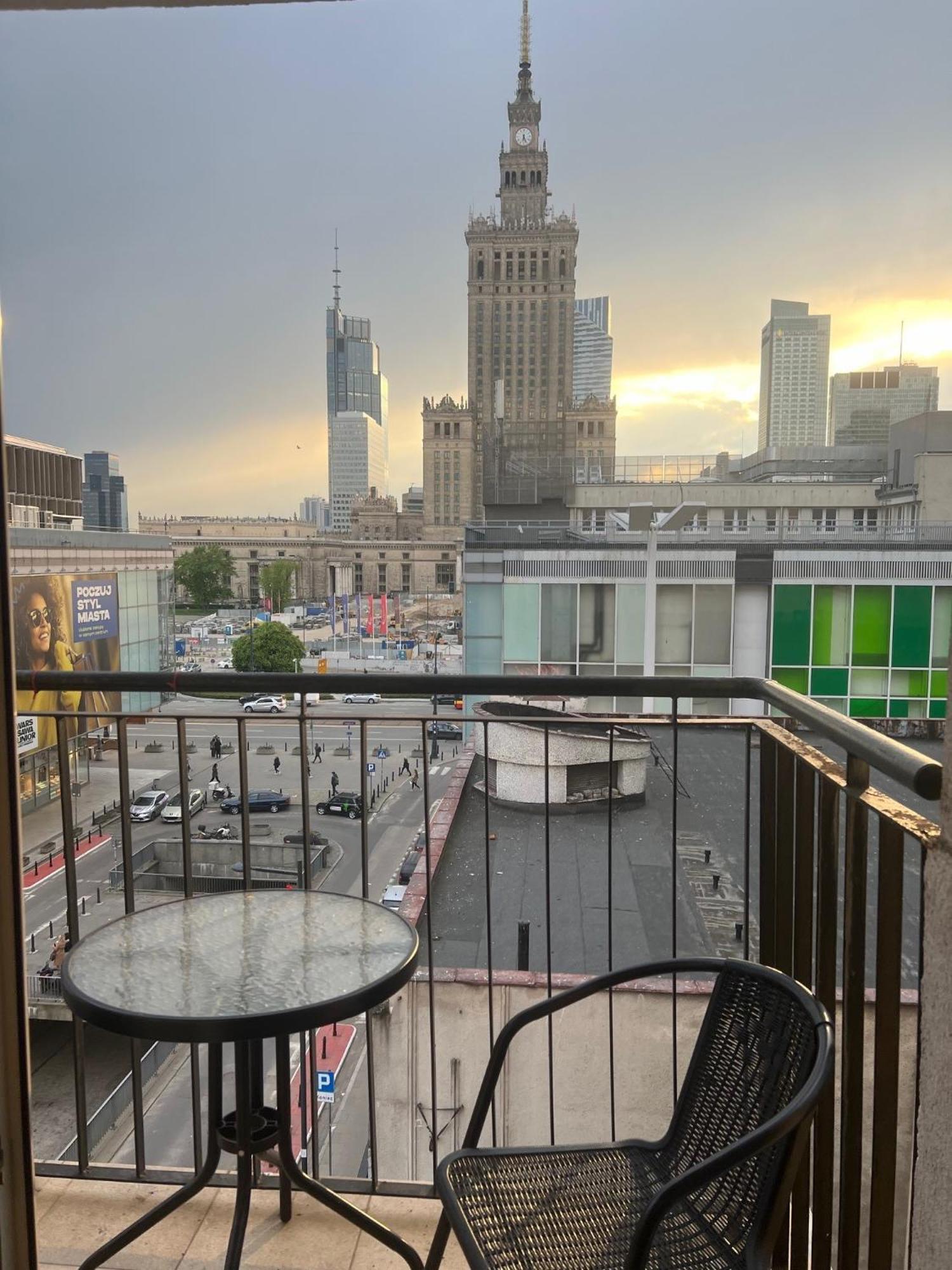 Apartment Ohmyhome-zlota View Warsaw